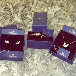 Swarovski Iconic Swan Set